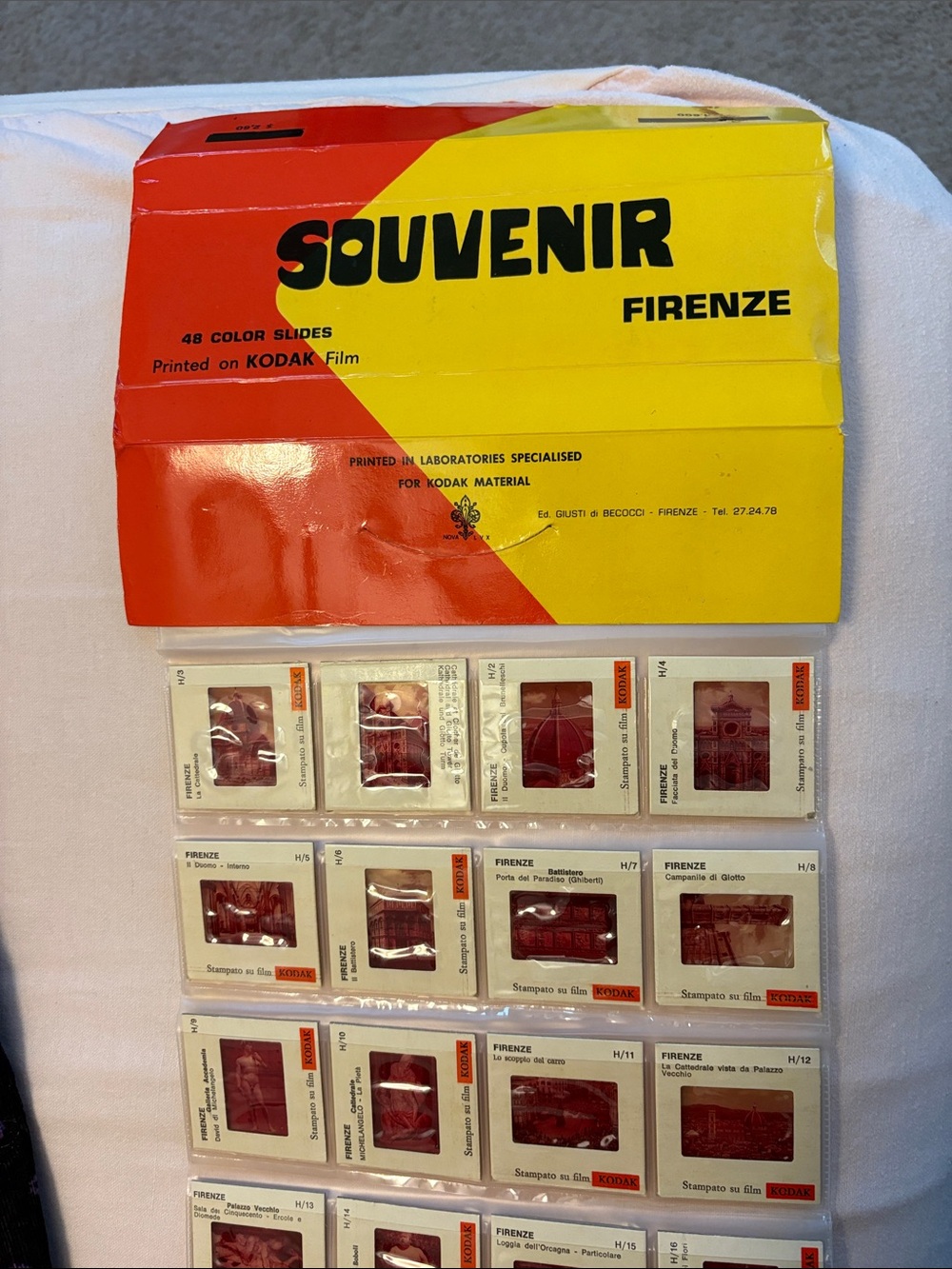 Vintage Souvenir Firenze 48 Color Slides - Yellow and Red Box